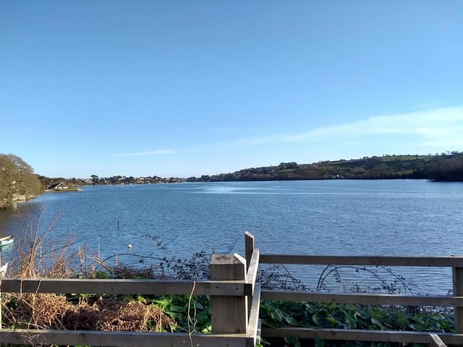 Dingley Dell - Superb Location For Truro In Private Accommodation Perranwell Экстерьер фото