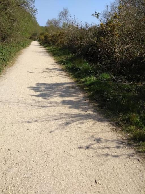 Dingley Dell - Superb Location For Truro In Private Accommodation Perranwell Экстерьер фото