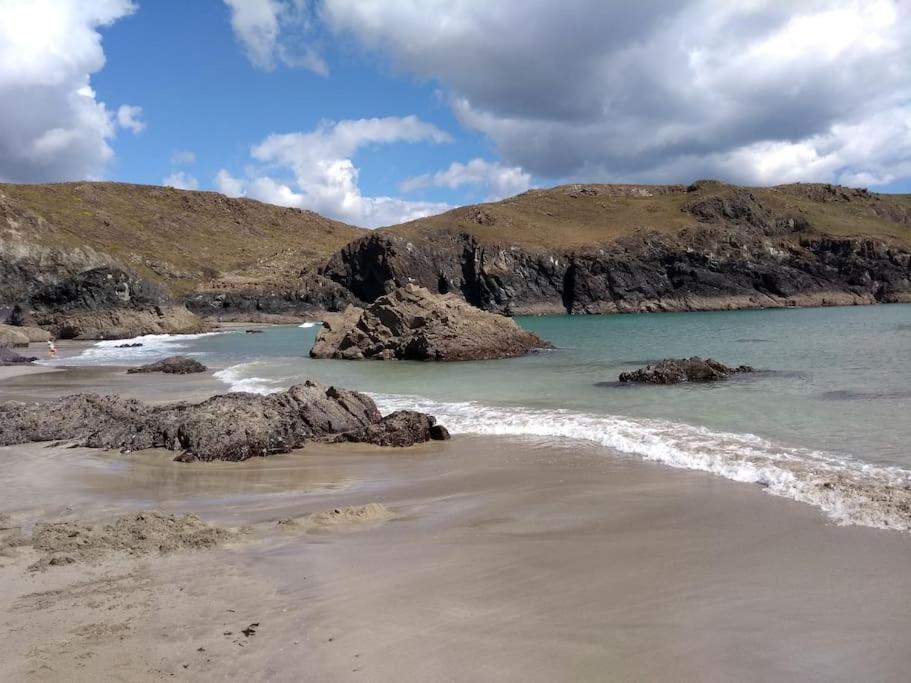 Dingley Dell - Superb Location For Truro In Private Accommodation Perranwell Экстерьер фото
