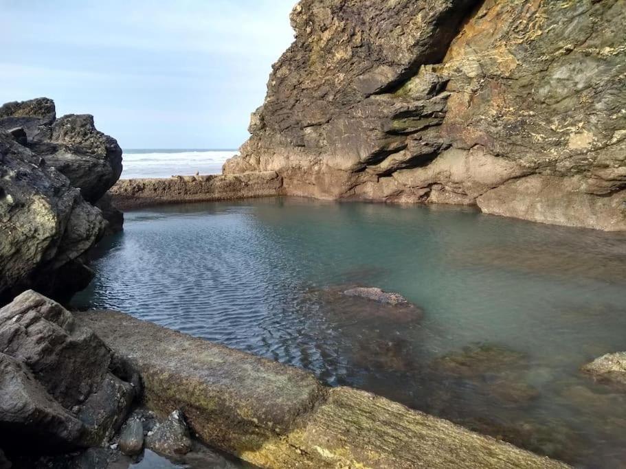 Dingley Dell - Superb Location For Truro In Private Accommodation Perranwell Экстерьер фото