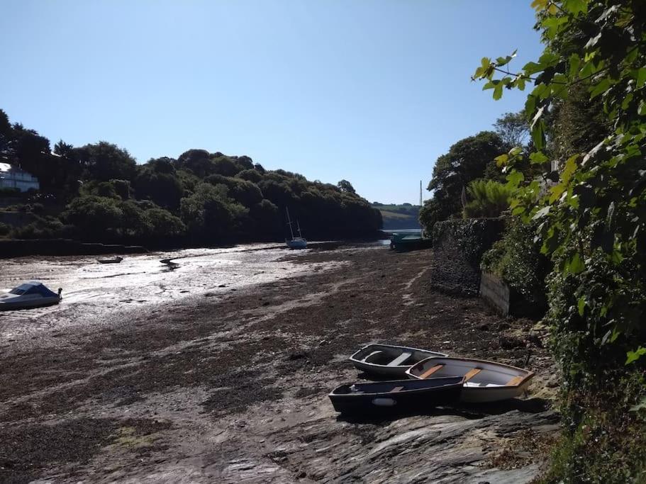 Dingley Dell - Superb Location For Truro In Private Accommodation Perranwell Экстерьер фото